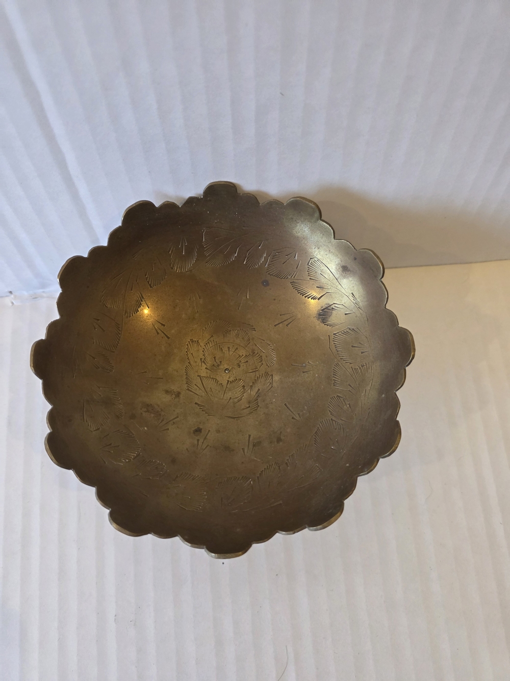 Etched Scalloped Brass Decorative Dish - Brass Finish